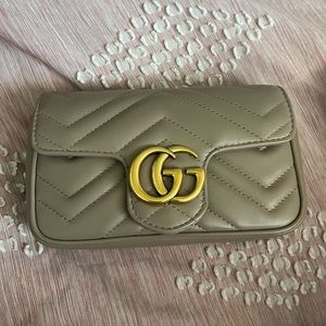 gucci mini marmont shoulder bag